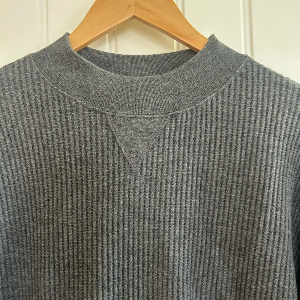 Gap oversized long sleeve waffle t-shirt - Picture 2 of 8